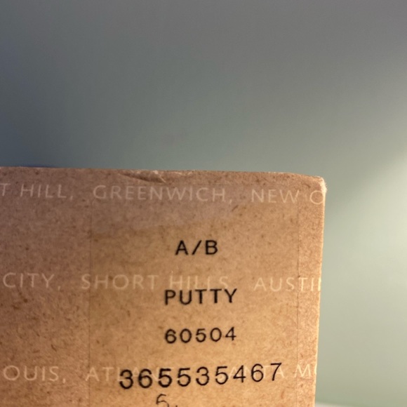 Ann Taylor Women’s Textured Tights - Picture 3 of 7